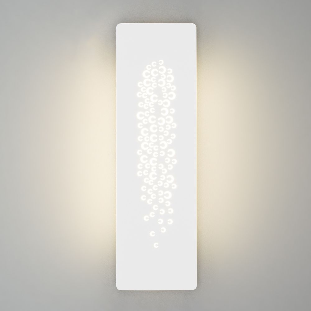 Настенный светильник светодиодный 30 см 4200K 8W Eurosvet  Grape 40149/1 LED белый