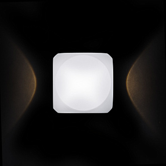 Уличный настенный светодиодный светильник Maytoni Bond Street O015WL-L4W, 4W LED, 3000K, белый