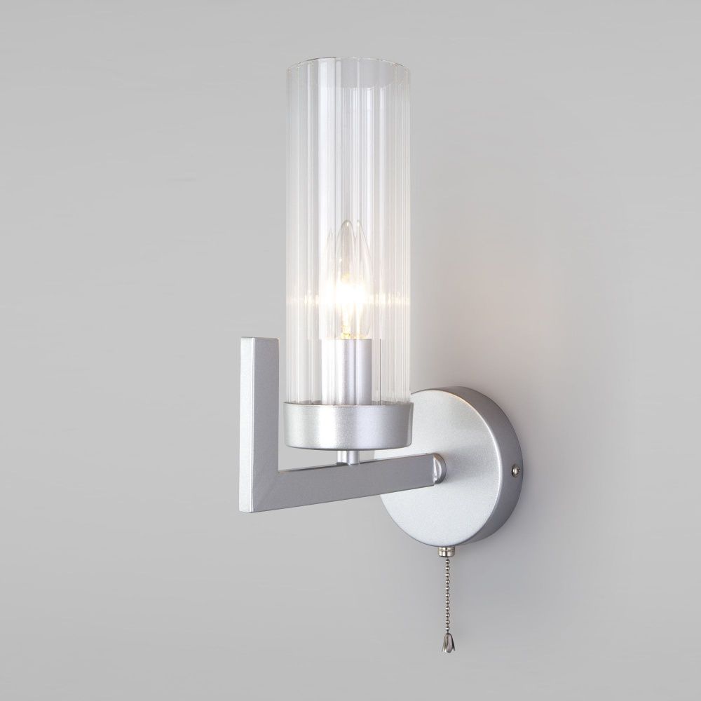 Настенный светильник со стеклянным плафоном 19 см Eurosvet Arganie 60133/1 серебро