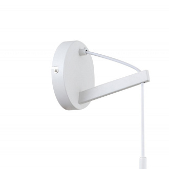 Бра Favourite Aenigma 2557-1W, D180*W120*H590, Каркас белого цвета, внешний стеклянный плафон, лампу можно менять